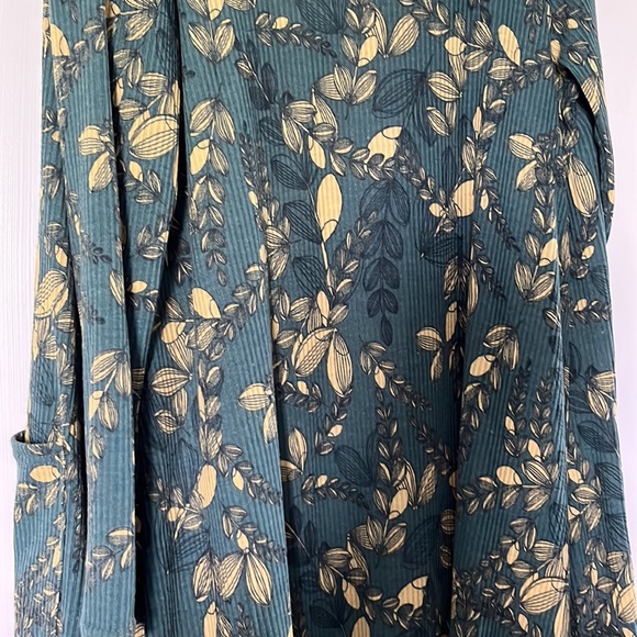 LulaRoe Sarah Long Open Floral Cardigan - Picture 6 of 9